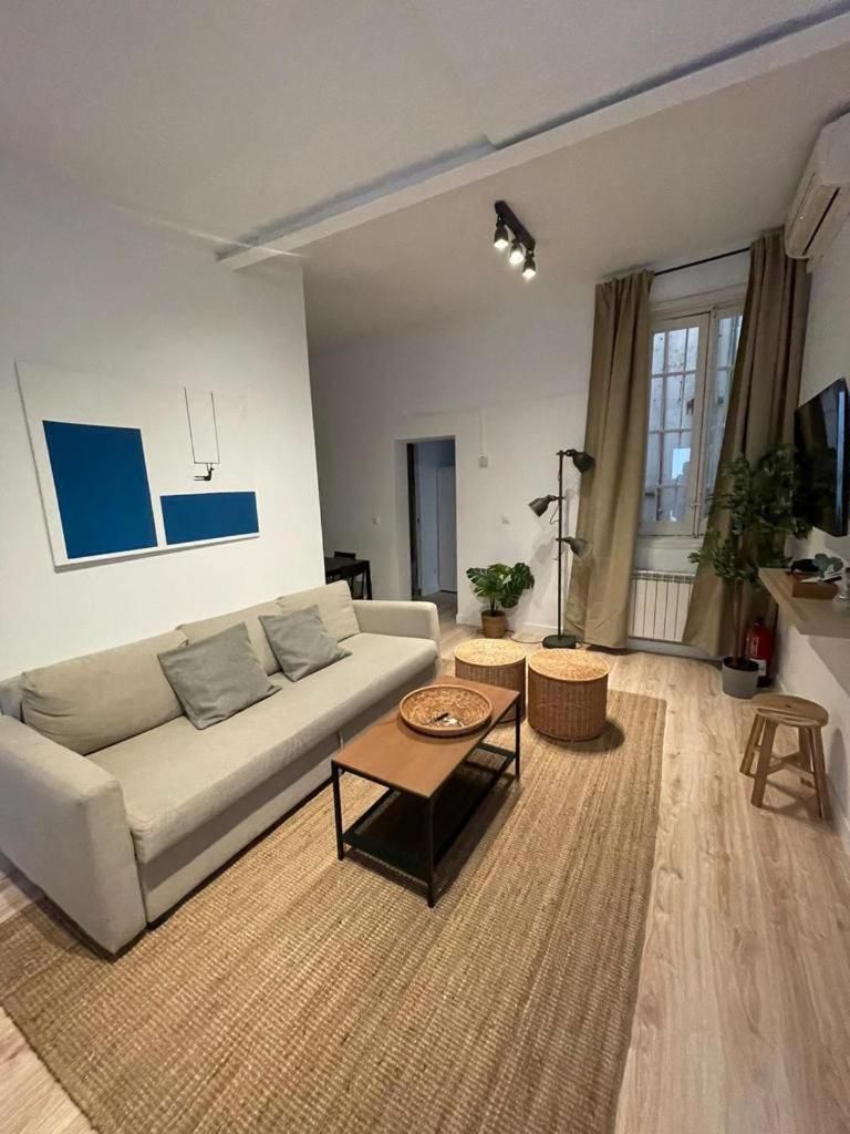 Premium Apt Para 9Pax En Calle Olmo - Centro De Madrid E1 Exterior photo