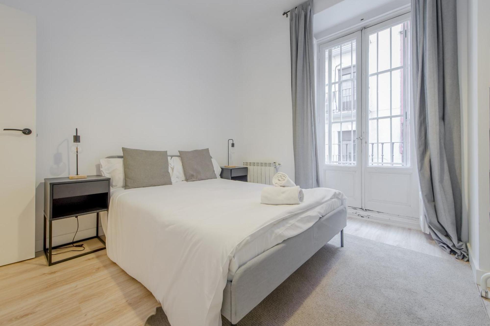 Premium Apt Para 9Pax En Calle Olmo - Centro De Madrid E1 Exterior photo