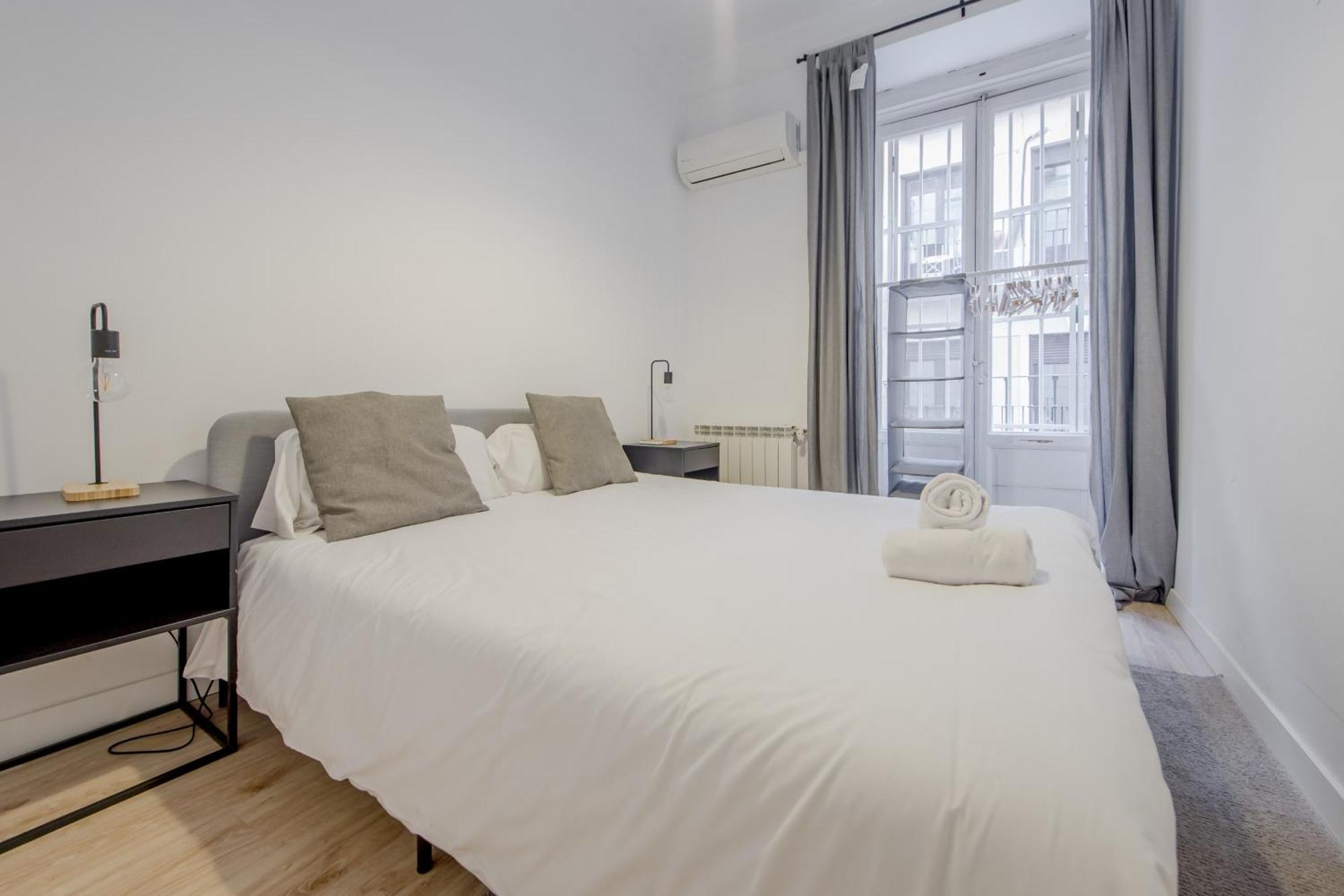 Premium Apt Para 9Pax En Calle Olmo - Centro De Madrid E1 Exterior photo